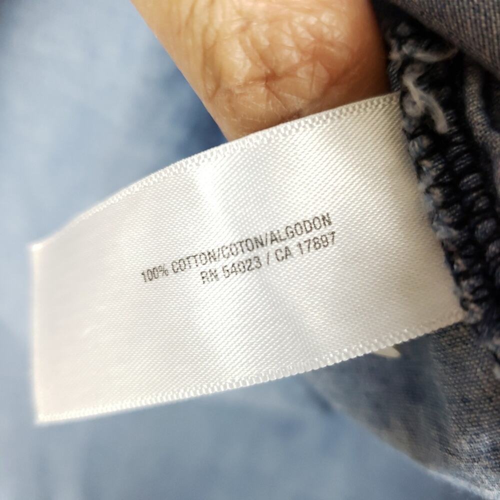 Old Navy | Mid Tone Chambray Pullover-Medium - Picture 3 of 5